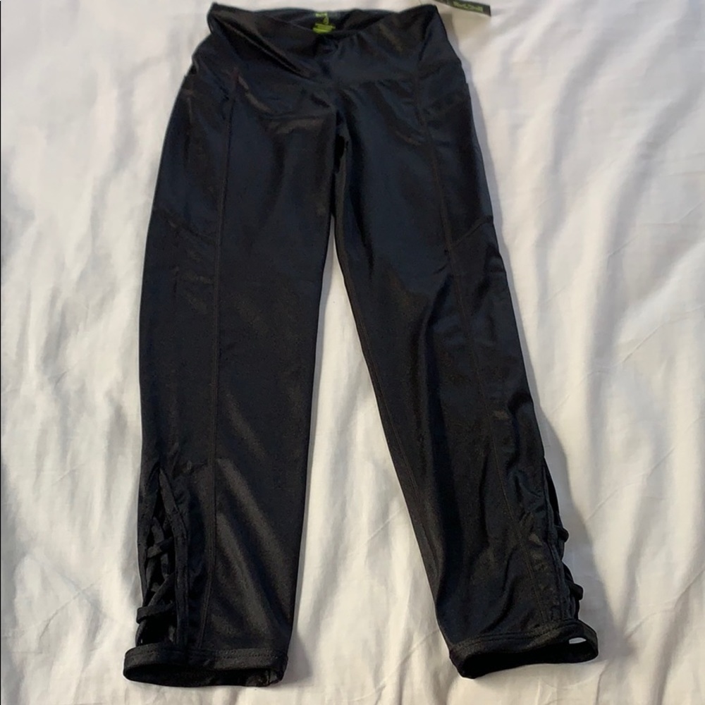 Blogilates Popflex cropped leggings in shiny black